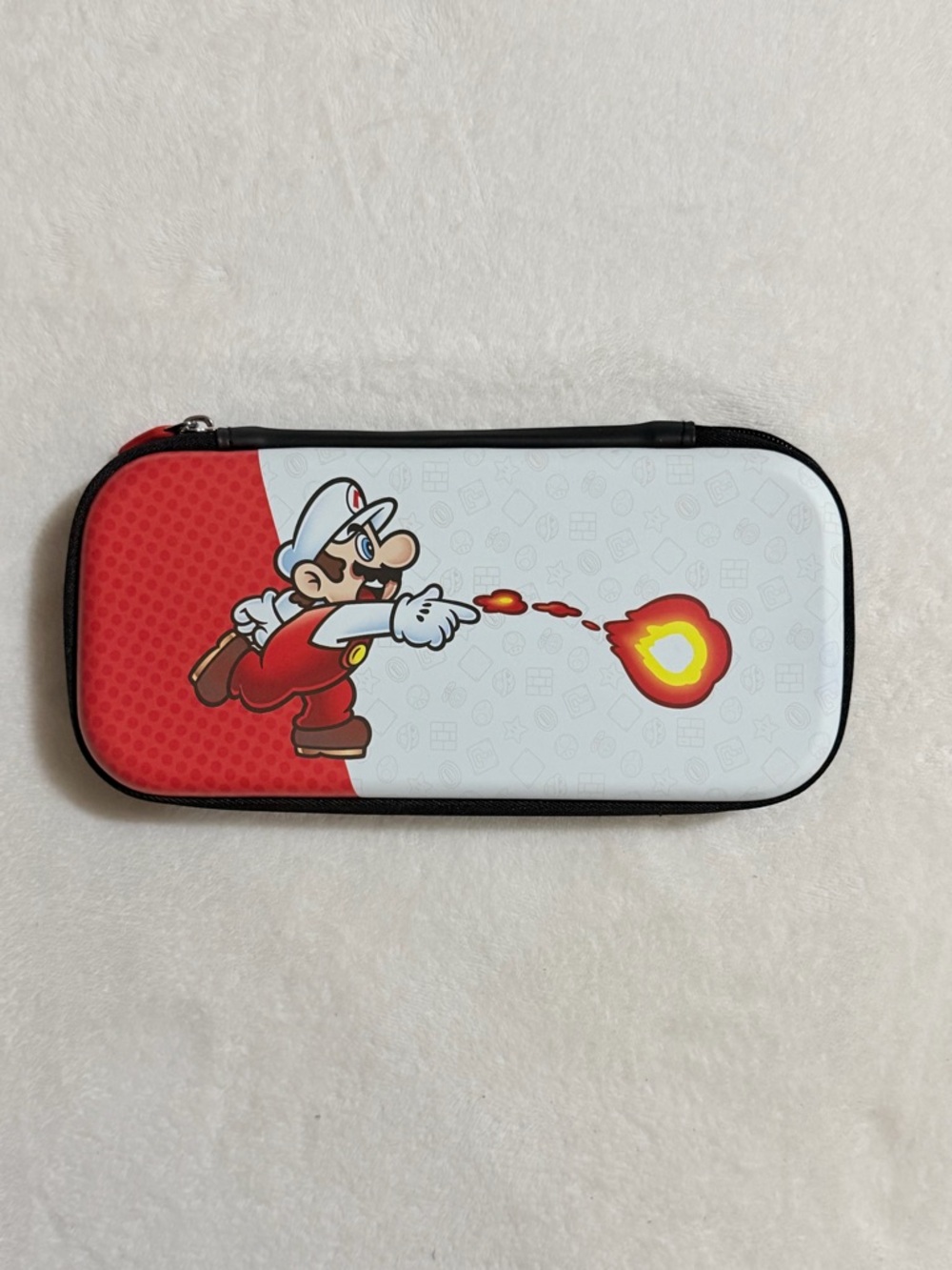 Nintendo Super Mario Red White Fireball Kids Carrying Case